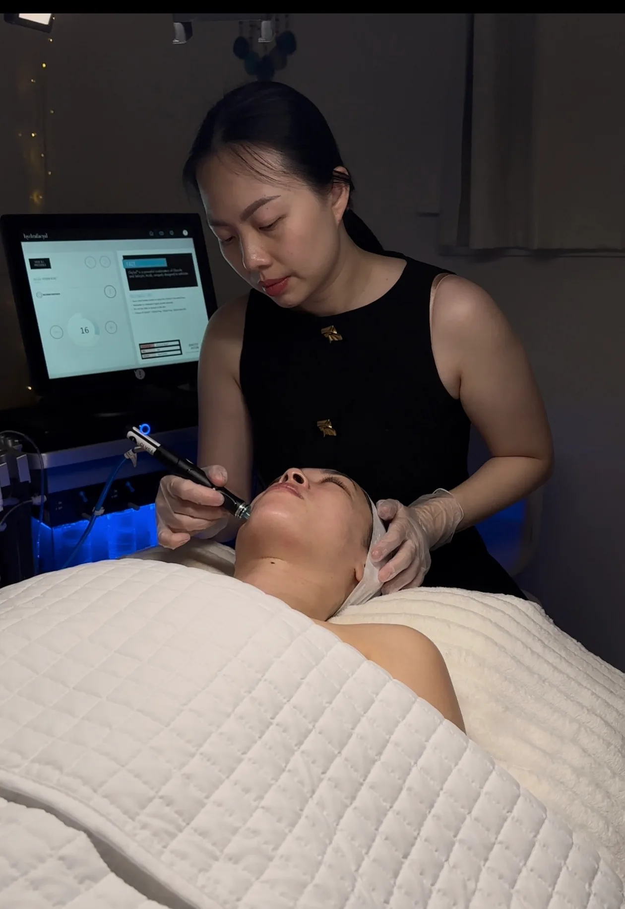 Phuong Dang treating a client at SORA Skin & Ritual House, serving Goodyear, Arizona